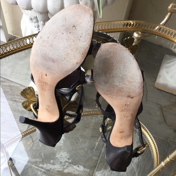 Giuseppe Zanotti Black and Gold Heels - Picture 6 of 11